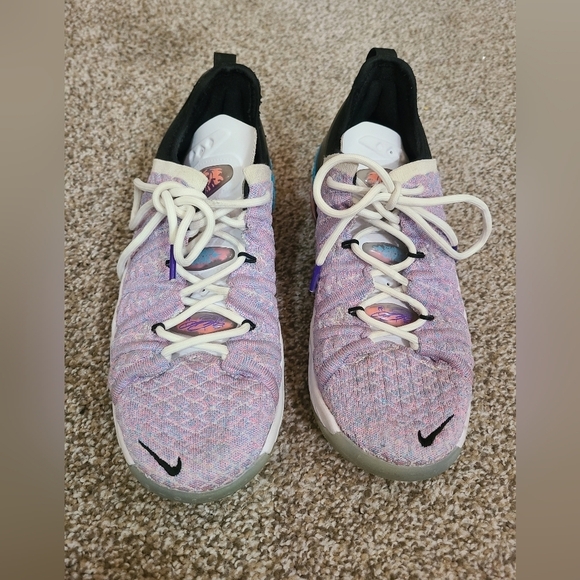 Nike LeBron XVIII 18 Purple White Black Red CW2760 900 basketball sneakers shoes - Picture 4 of 7